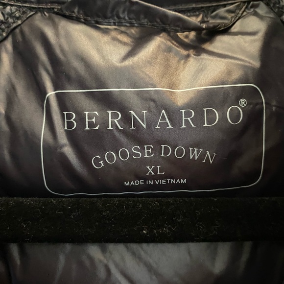 Bernardo Goose Down Packable Puffer Vest Purple Plum Womens Lightweight - XL - Picture 12 of 12